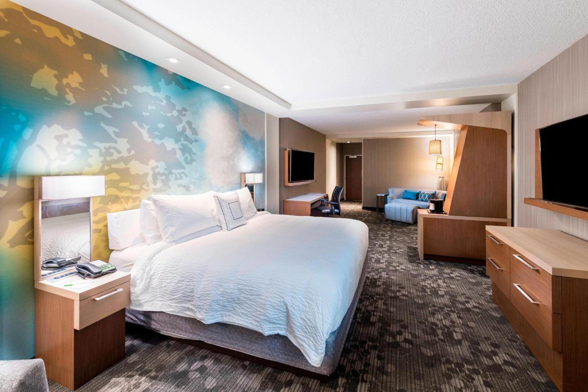 Courtyard By Marriott Tampa Northwest/Veterans Expressway Hotel West Chase Exterior photo