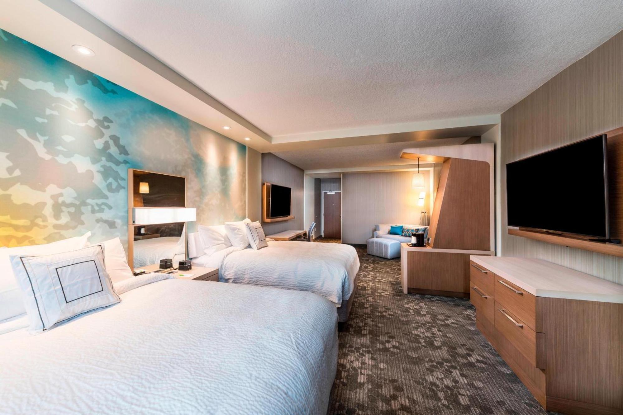 Courtyard By Marriott Tampa Northwest/Veterans Expressway Hotel West Chase Exterior photo